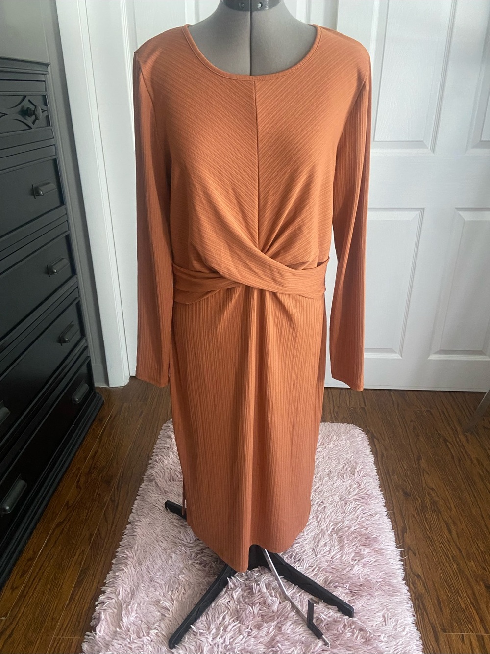 Nine West Long-Sleeve Twist-Waist Dress in Rust